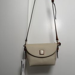 NEW Dooney & Bourke Pebble Grain Ivory Bone Crossbody Saddle Bag