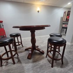 Pub Table W/ 4 Stools