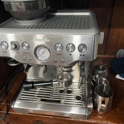 Breville Barista Express Espresso Machine