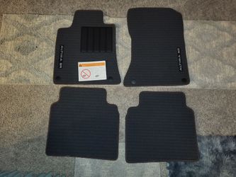 New Altima SR floor mats Set of 4