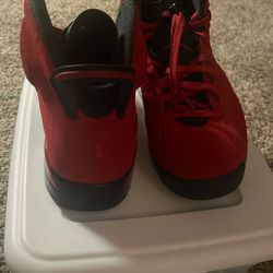 Jordan 6 Retro Toro 