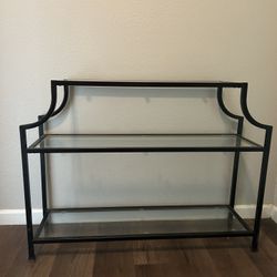Console/shelves