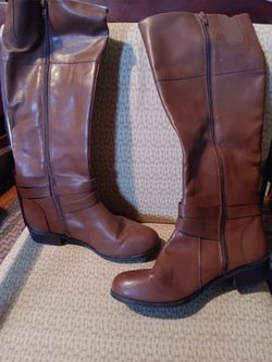 Brown boots Women’s Size 8.5