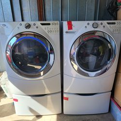Whirlpool Washer and dryer set