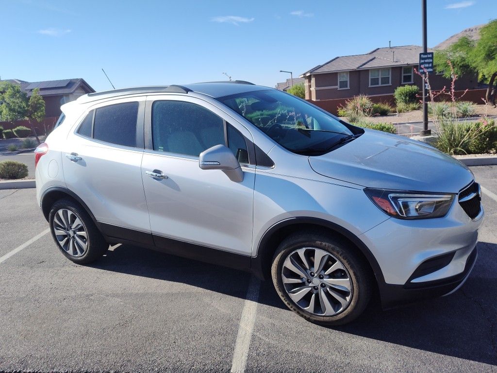 Buick Encore, 2018, Clean Title, Excellent Condition