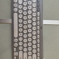 New : Logitech K380 Multi Device Bluetooth Wireless Keyboard- Sand 