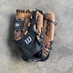 Wilson A350 Baseball Glove 