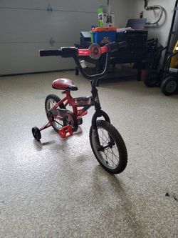 Huffy Kids Bike With Training Wheels Star wars