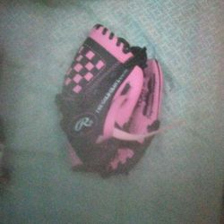 Girls Baseball Gloves 