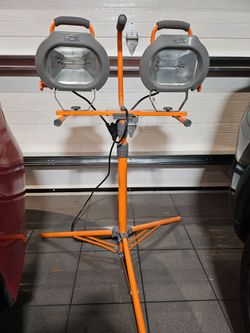 HDX 1200-Watt Halogen Tripod Work Light