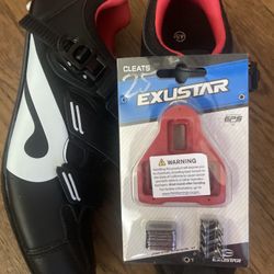 PELOTON CYCLING SHOES