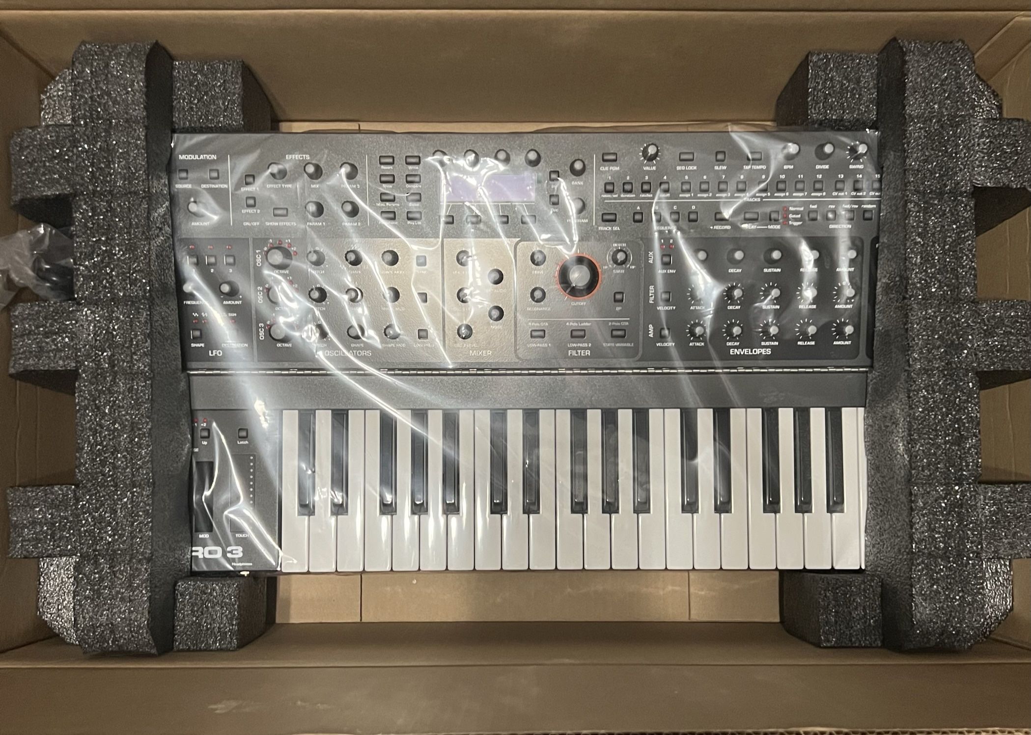 Sequential Pro 3 SE NIB Synthesizer