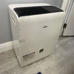 Garrison Dehumidifier 95pints 