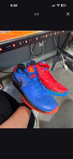Basketball shoes
