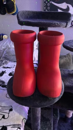 Big Red Boots Size 2Y