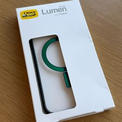 Otterbox Lumen Series iPhone 16 Pro Max  Otterbox Lumen Series with Camera Control - Mallard (Green)  Used. Comes with original box.  Case shows signs