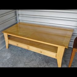 Wooden Coffee Table with Storage Drawers – Light Wood” ✅