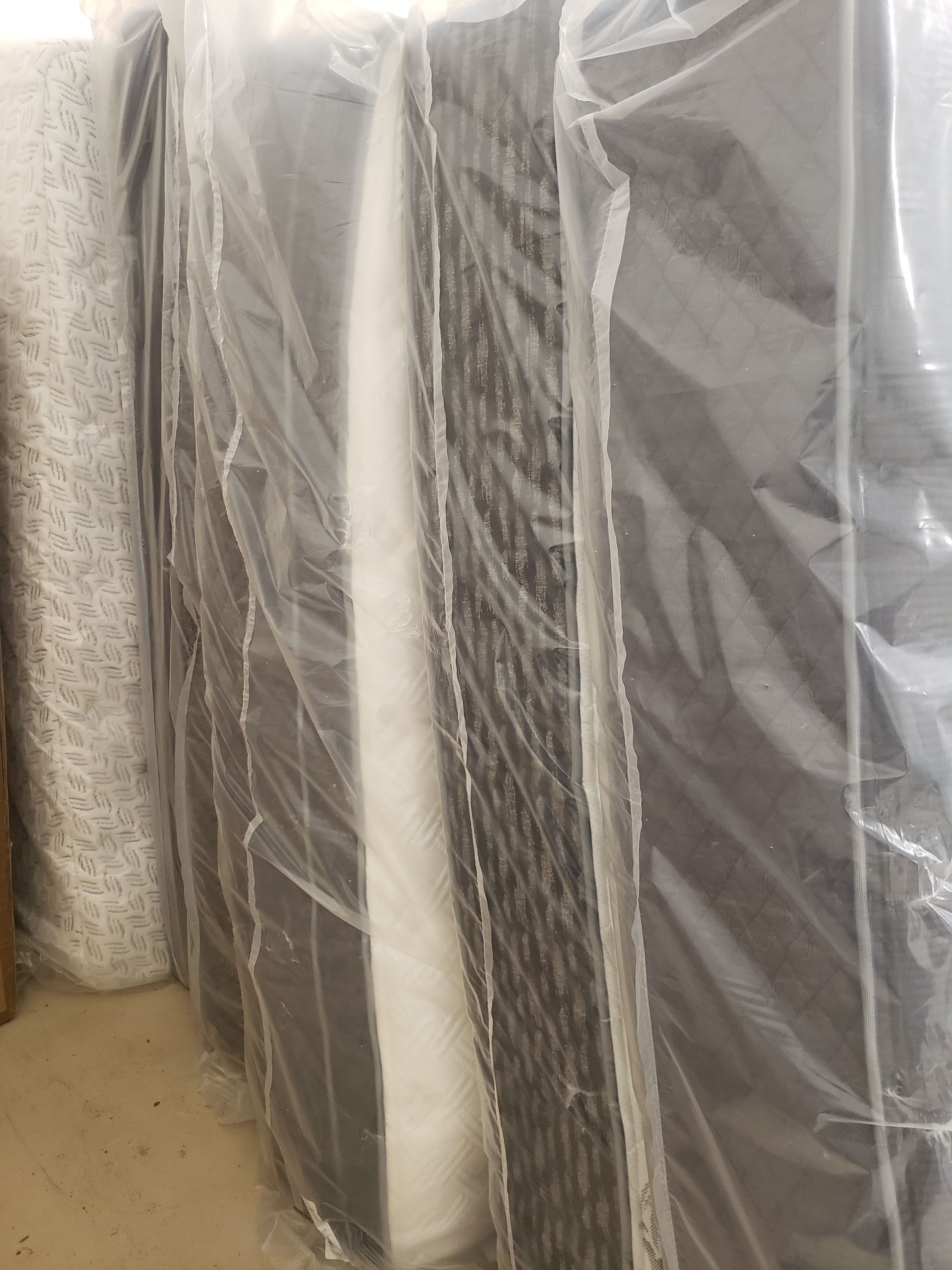 🚨Brand New Mattresses – Never Been Slept On! 📦 39 Down Take it Home - King, Queen, Full, Twin XL
