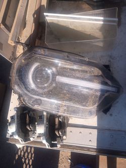 Ford Bronco OEM headlights