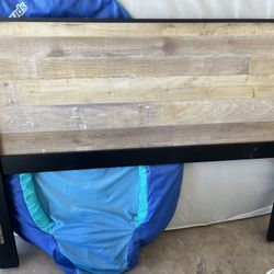 Queen Farmhouse Platform Bed