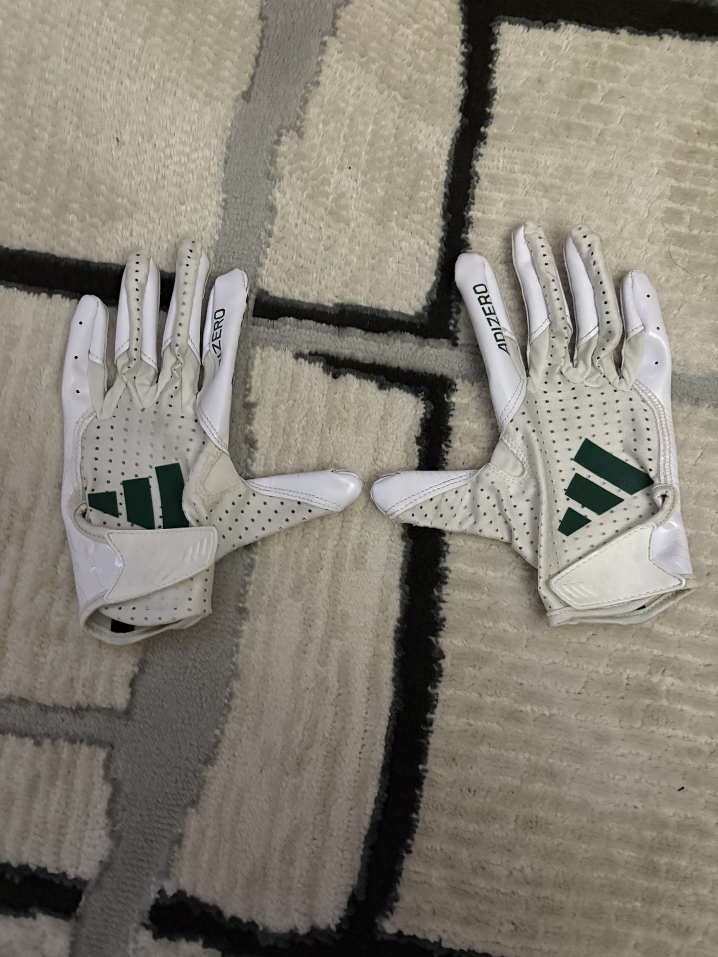 ncaa university of Cal Poly college football gloves