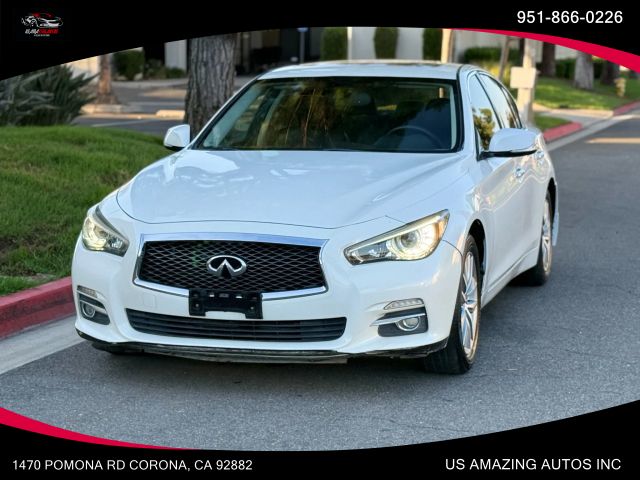 2017 INFINITI Q50
