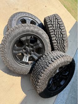 Chevy Silverado z71 18” wheels and tires
