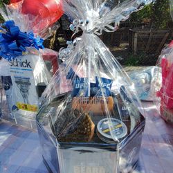 Valentines Basket  San Valentin Canastas