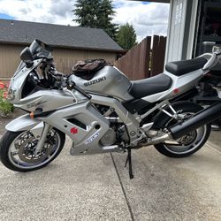 Suzuki 1000