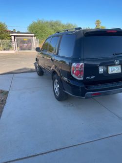 Honda Pilot SUV Black