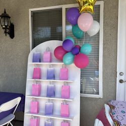 Gift Bag Or Treat Display Shelf