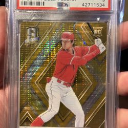 2018 Spectra Shohei Ohtani Rookie Card Gold /10 PSA 9