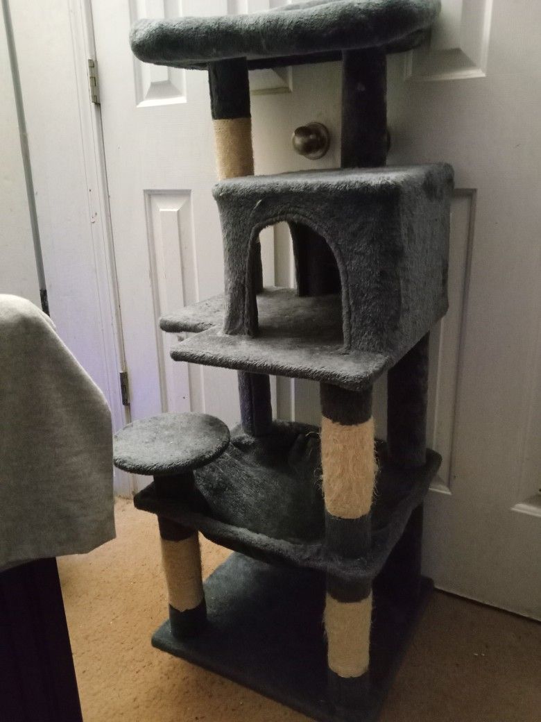 Cat Trees - USED
