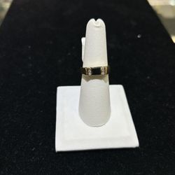 14K YG .15 Ct Diamond & Black Onyx Ring