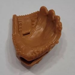 Barbie’s Mitt Glove 