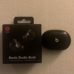 Beats Studio Buds 