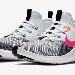 Nike Free TR 8
