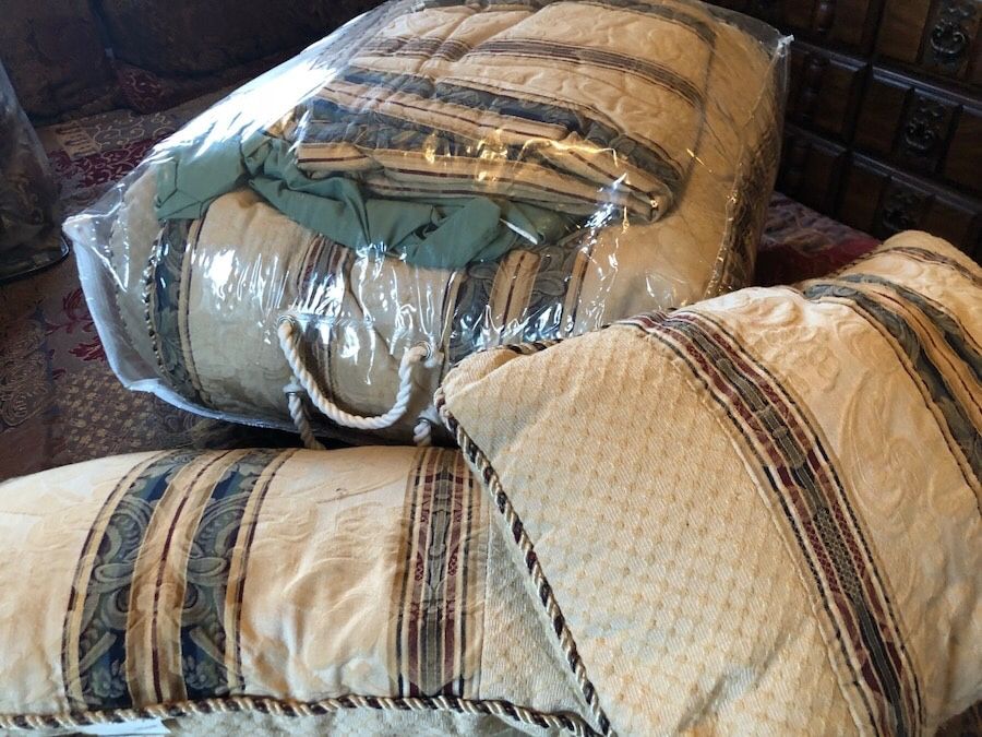 Comforter Set & shams CROSCILL TOWNHOUSE GREEN GOLD BURGUNDY FLEUR