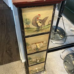 Country Style Entry/Side Cabinet