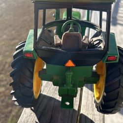John Deere Die Cast Metal Collectible Toy