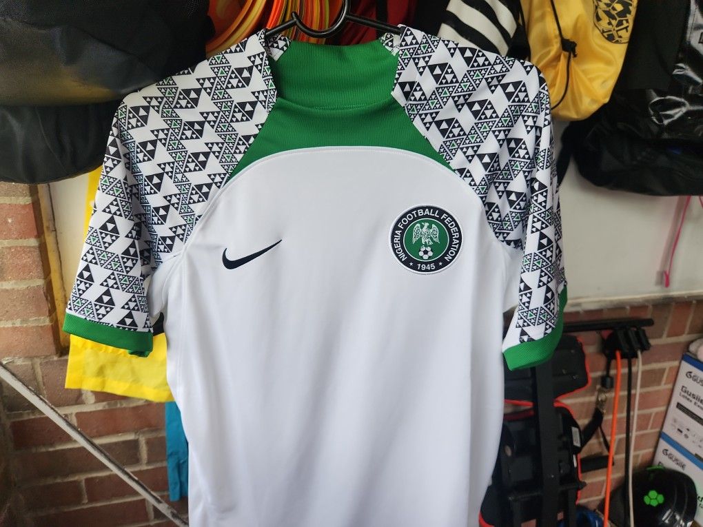Nike Jersey Size Medium