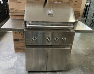 New In The Box Thor Kitchen Gordon Ramsay Series Stainless Steel 3-Burner Infraned   Natural  Gas/Liquid Propane
