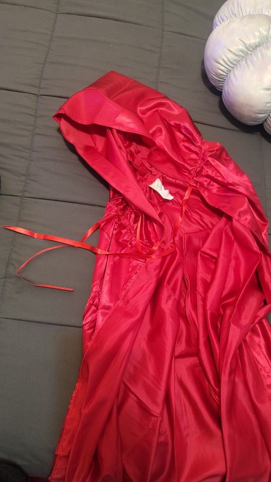 Red Long Cape/Costume Cape