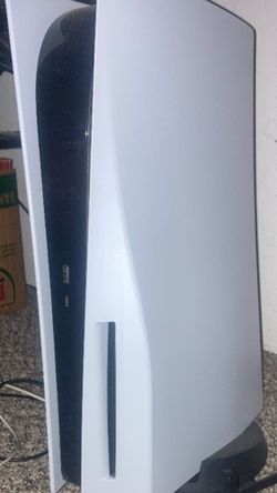 White PS5