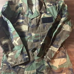 US Military issue woodland BDU blouse/shirt Small X-Short