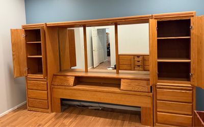 Multiple pieces of oak furniture for sale - in Peoria In Westbrook Village