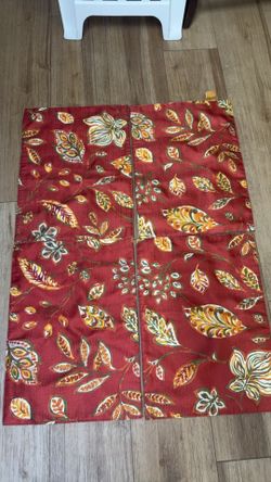 4 Set Placemats: Fall Flowers