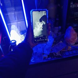 Motivate 5g AT&T 128g Nice