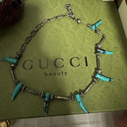 ULTRA RARE GUCCI HORN NECKLACE 