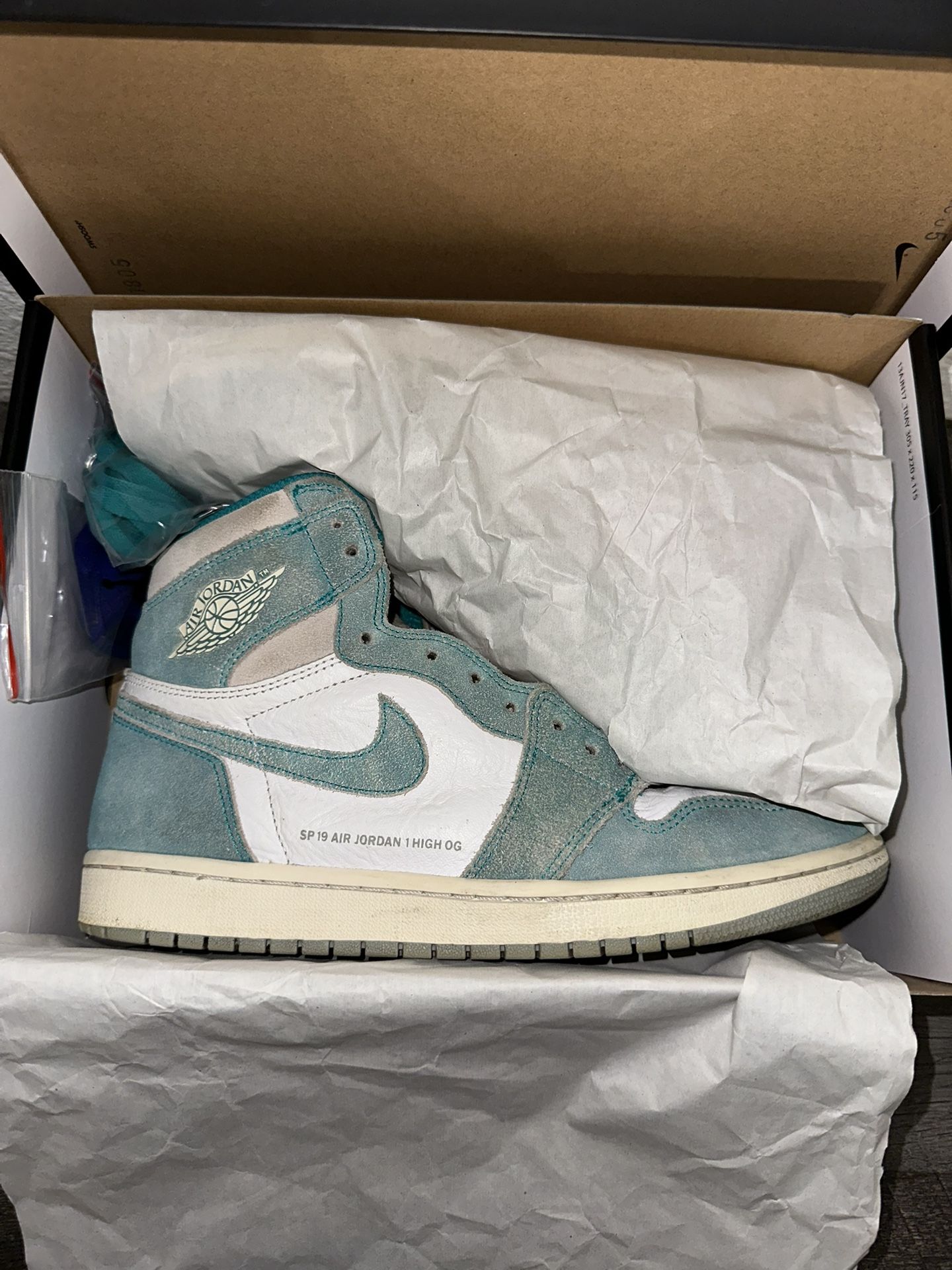 Retro Jordan 1s Turbo Green
